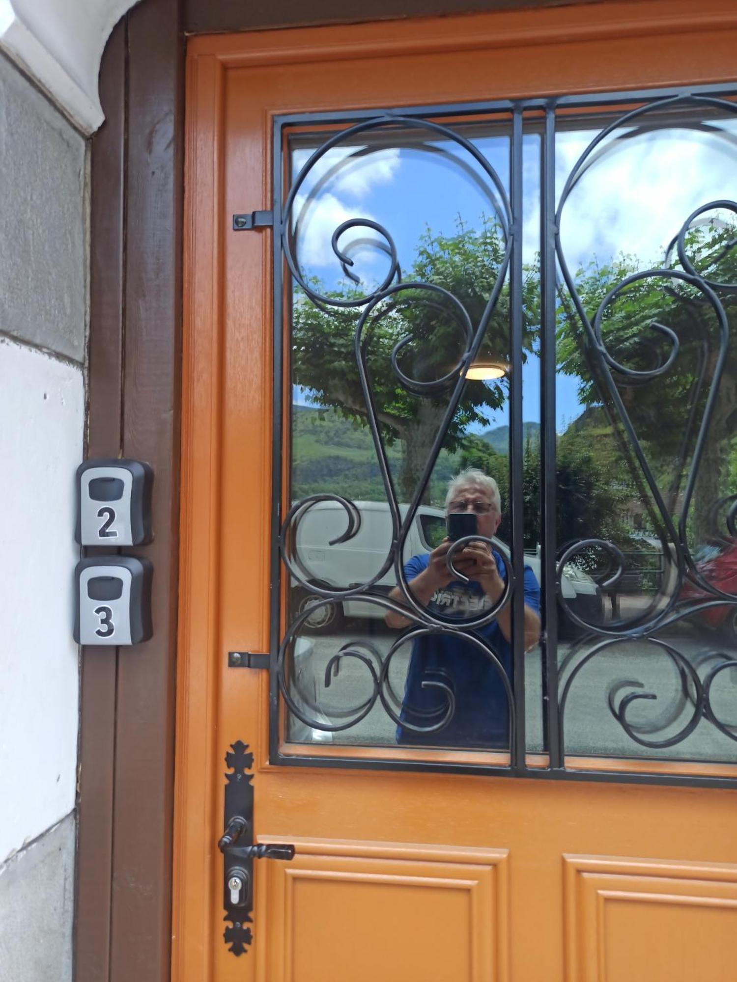 Appartements Touristique - La Colombiere Lourdes Luaran gambar